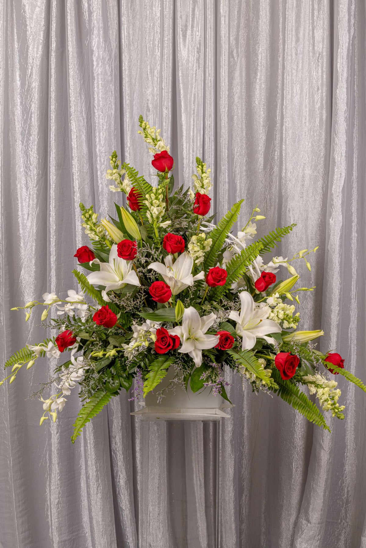 Adoration Deluxe Basket